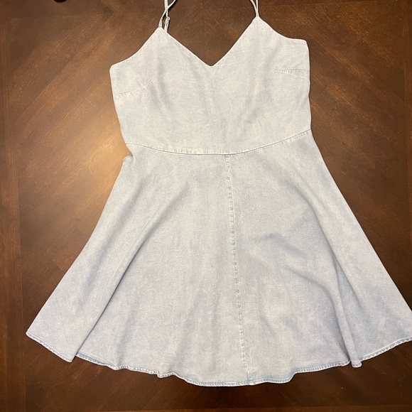 GAP Light Blue “Denim” Mini Dress with Flowing Skirt | Size Large - Picture 5 of 7